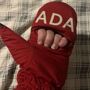 Lululemon Canada mittens